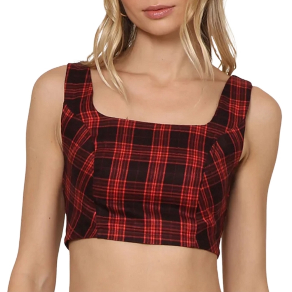 Steve Madden Orchard Crop Top in Red Plaid. Multiple sizes. Red and black - Picture 15 of 16